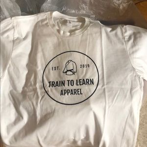 Train to learn apparel T-shirt